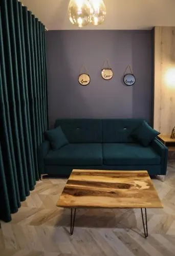 B.g Luxury Appartement Korce