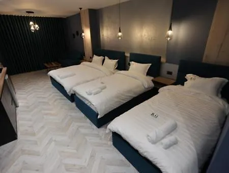 B.g Luxury Apartment