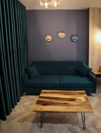 B.g Luxury Apartment Korce