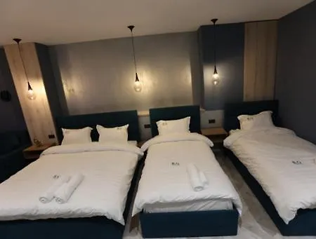 B.g Luxury Korce